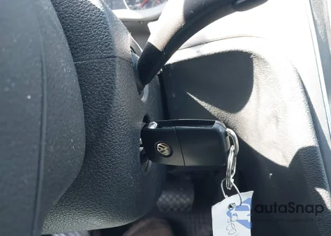 2015 Volkswagen Passat 1.8T Wolfsburg Edition из США, поврежденный, VIN 1VWAT7A36FC020514